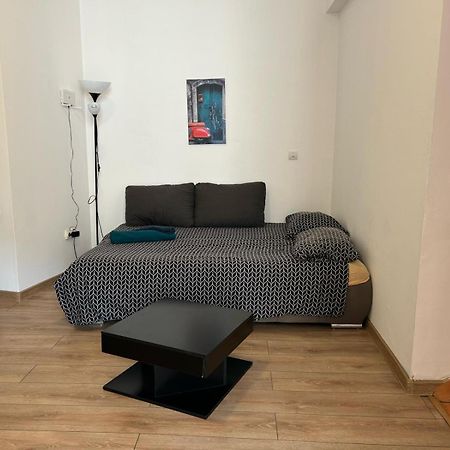 Ferienwohnung Magheru City Center Studio Bukarest Exterior foto